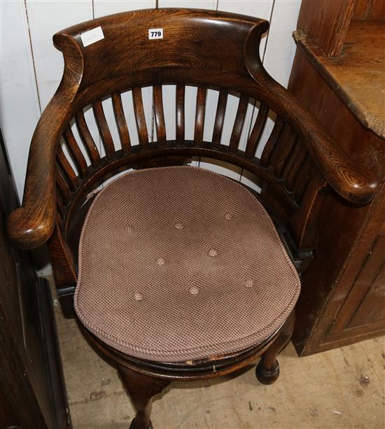 Revolving office chair